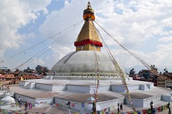 Pilgerziel der Buddhisten: Bodnath Stupa